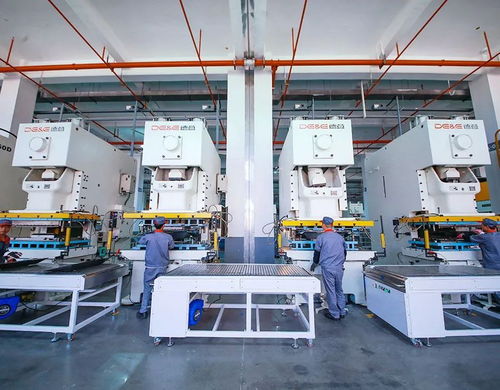 浙報(bào)頭版點(diǎn)贊 看蕭山 老大哥 這一年 變 之路