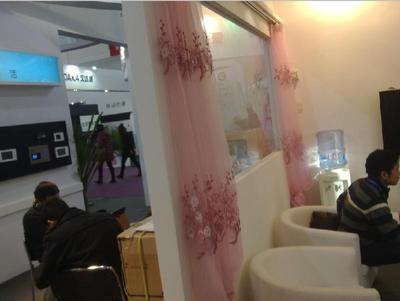 展覽展示的藝術(shù)與執(zhí)行 從圖片設(shè)計(jì)到樣板制作，北京百藝展覽會(huì)議制作工廠的全面服務(wù)